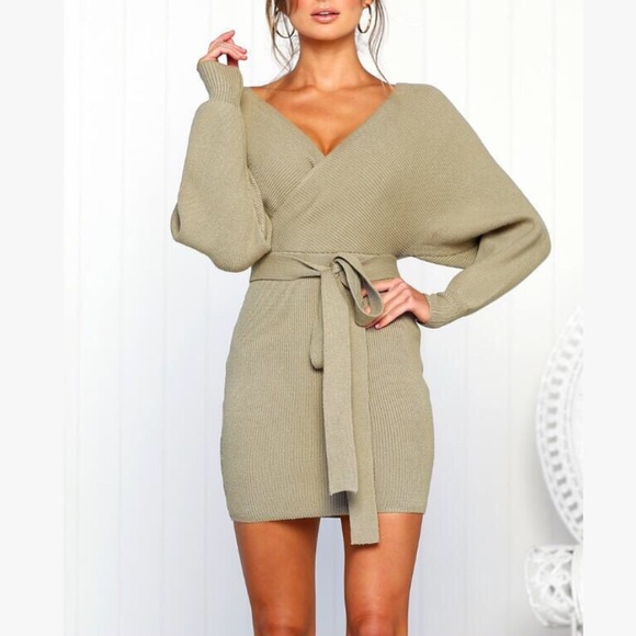 🔥🔥Sexy and Cozy Green V Neck Sweater Dress - Picture 3 of 8